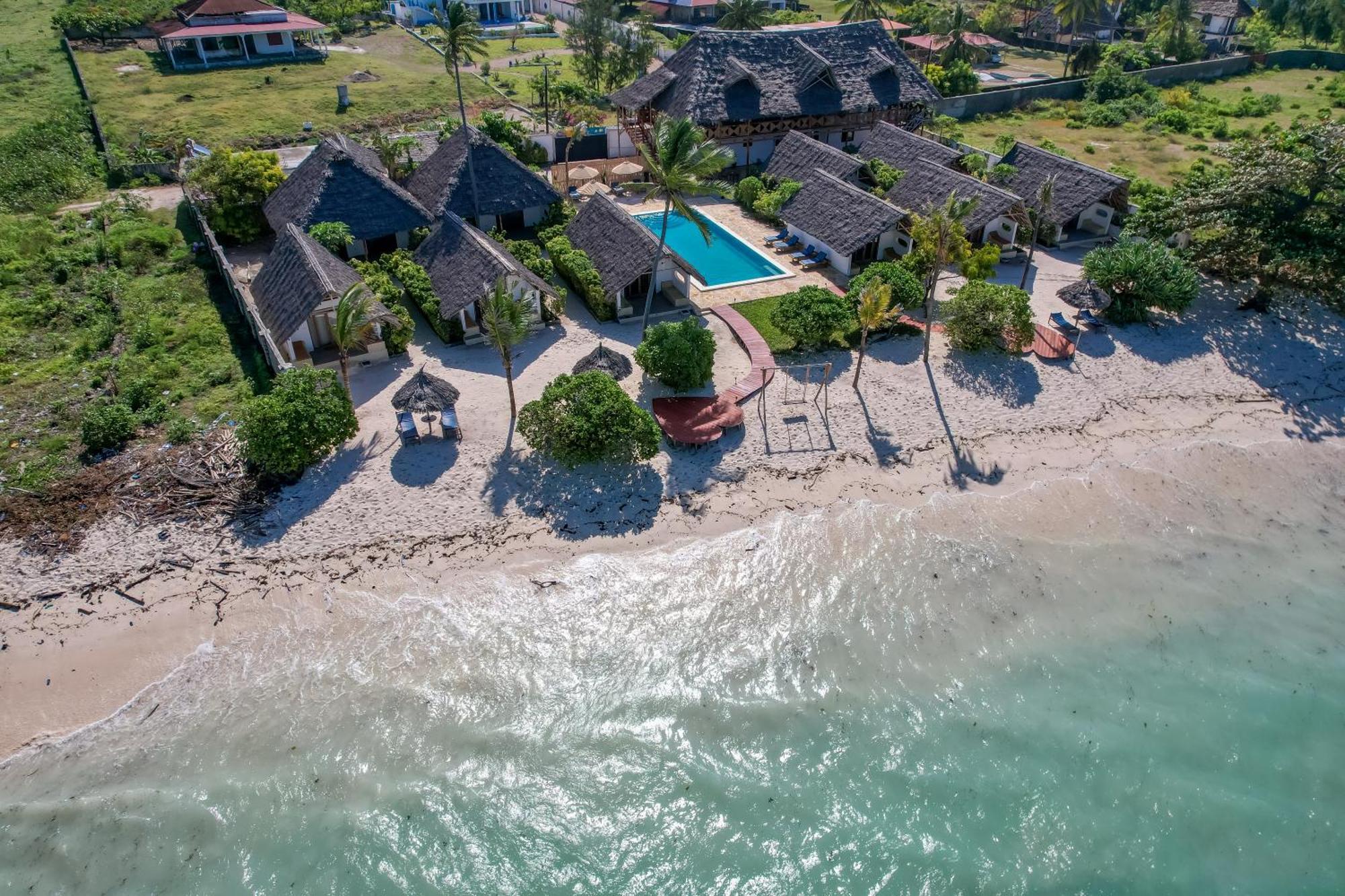 Juana Ocean Villas Makunduchi Exterior photo