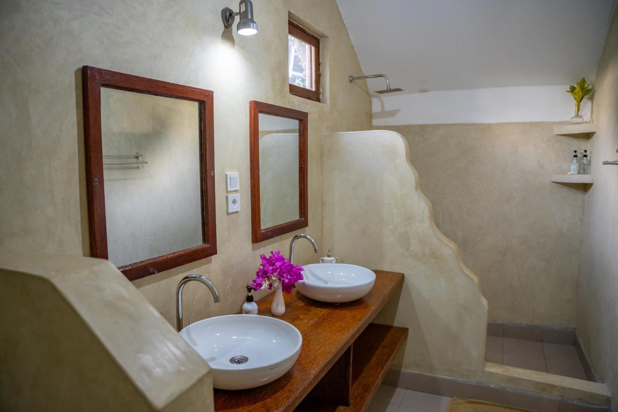 Juana Ocean Villas Makunduchi Exterior photo