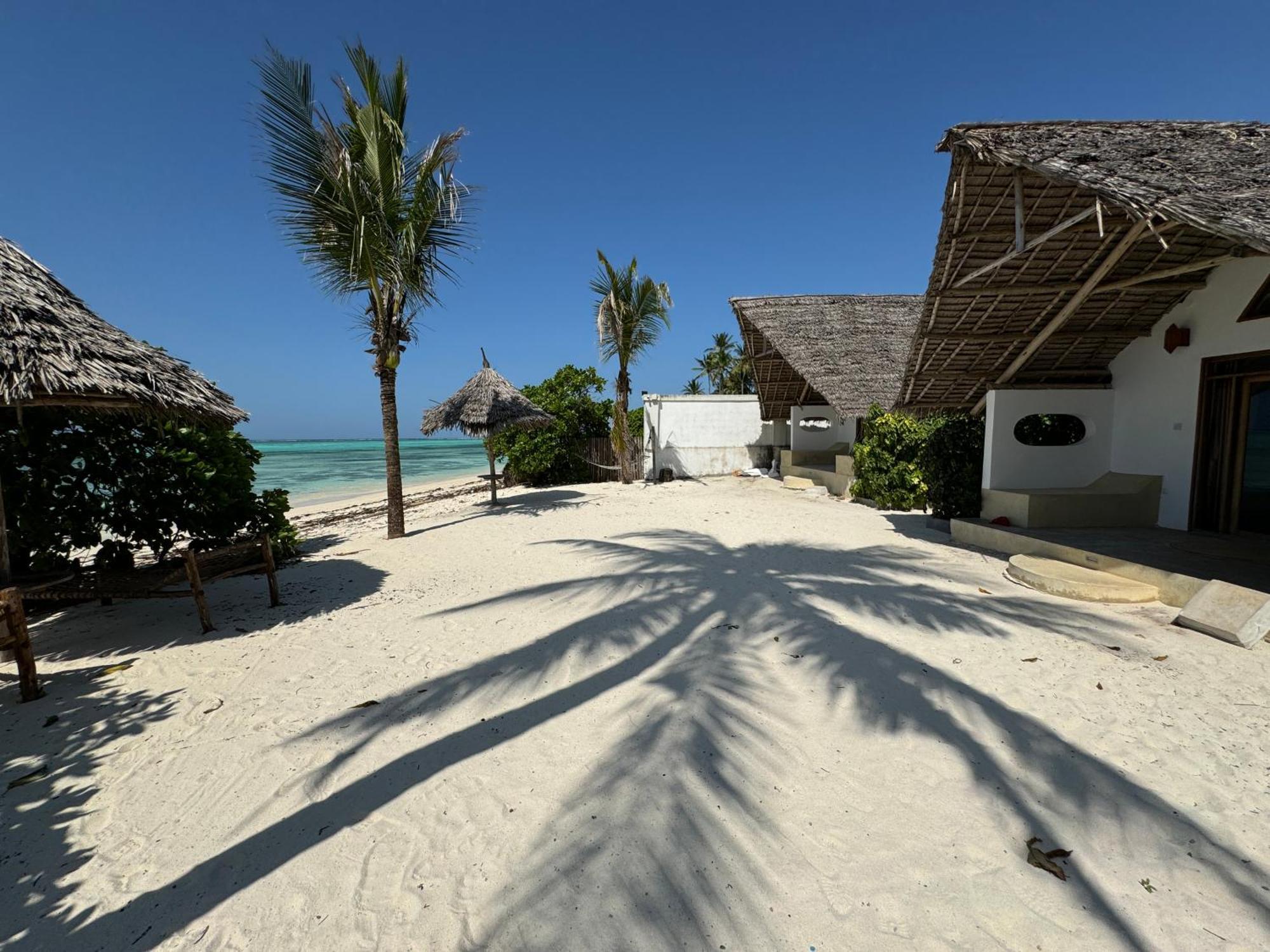 Juana Ocean Villas Makunduchi Exterior photo