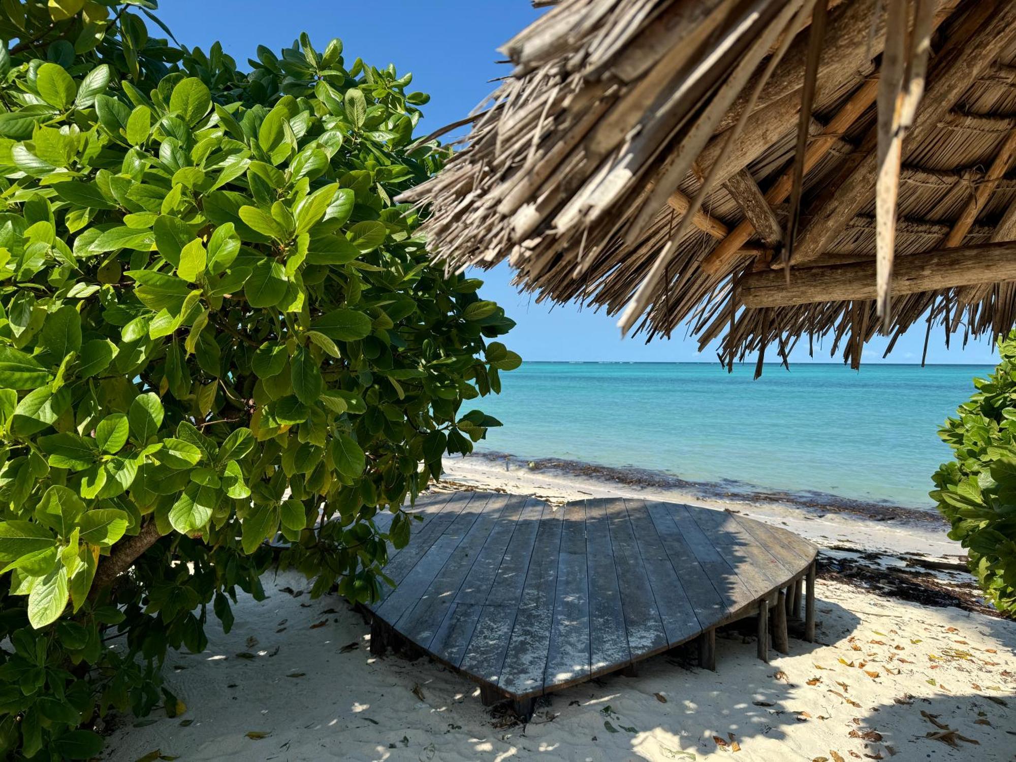 Juana Ocean Villas Makunduchi Exterior photo